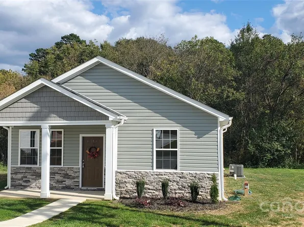 2668 Meadow St, Gastonia, NC 28056