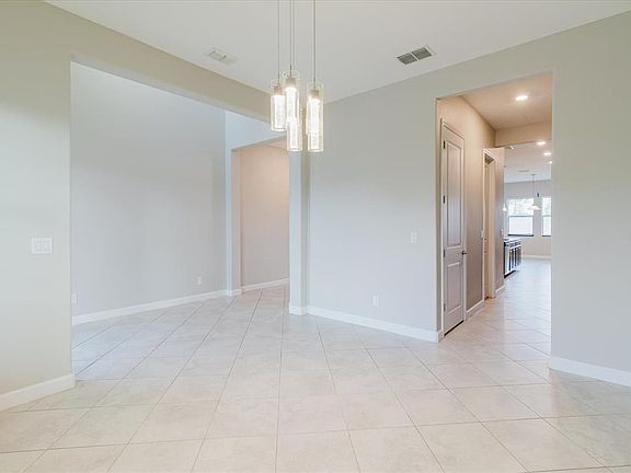 4th image of 11721 Sunburst Marble Rd