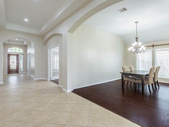 2nd image of 28123 Indigo Creek Ct