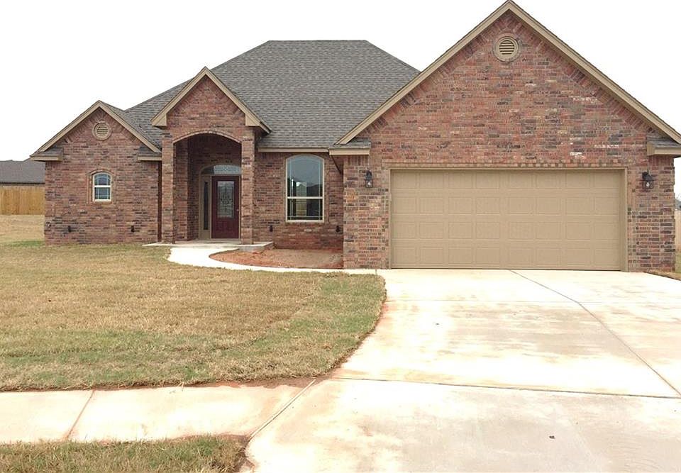 2nd image of 392 Cheltenham Ln