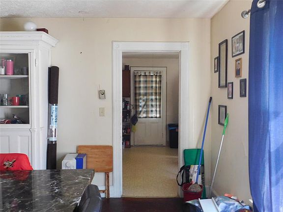3rd image of 20.5 Sturges St
