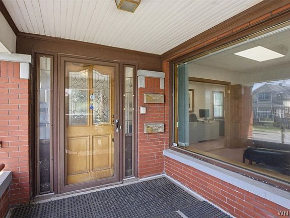 3rd image of 1332 Walden Ave