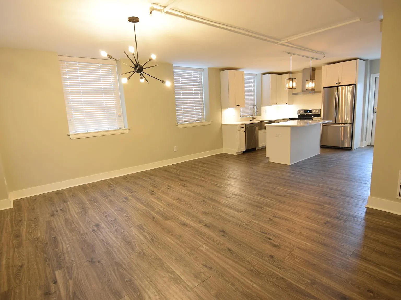 1 bed, 658 sqft, $1,345 — Photo 4