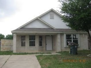 1913 Denmark Ln, Laredo, TX 78045