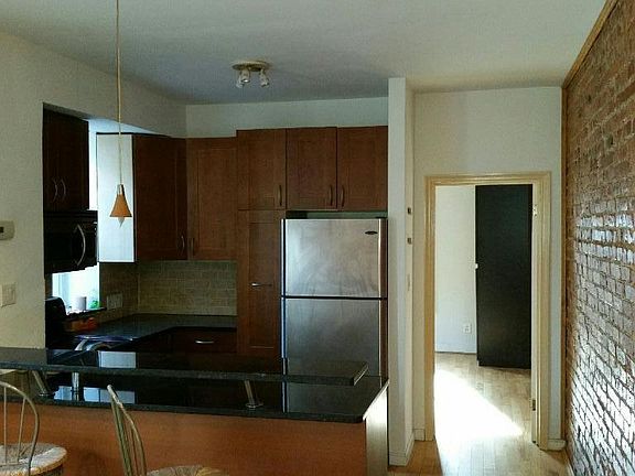 Stainless Steel appliances and granite counter