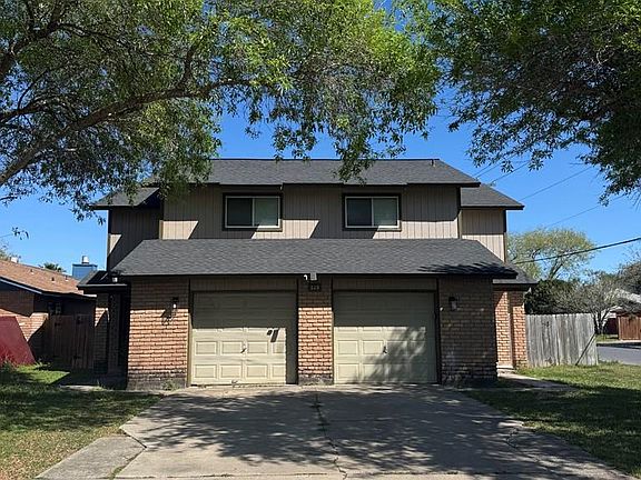 2nd image of 225 Glenbrook Dr #A