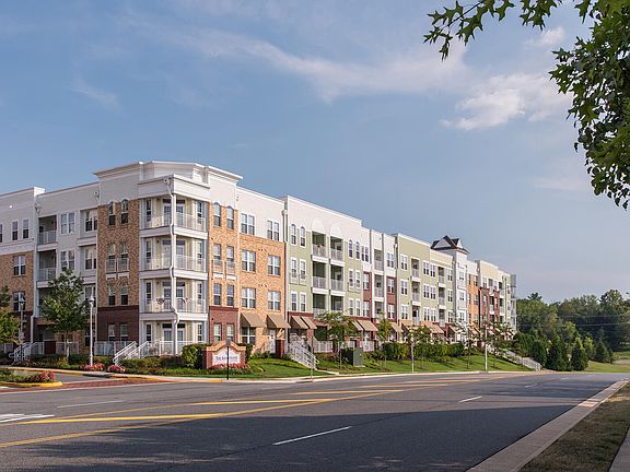 Our community is located only 20 miles outside of DC and 5 minutes from George Mason University