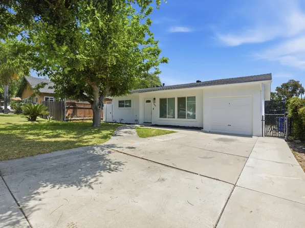 584 N 8th Ave, Upland, CA 91786