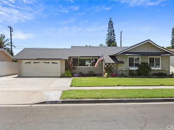 3238 W Ravenswood Dr, Anaheim, CA 92804