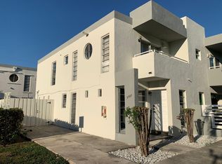 3587 SW 17th St, Miami, FL 33145