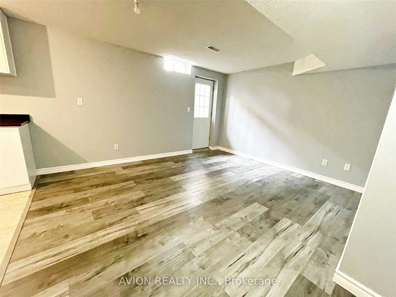 1 bed, $1,580 — Photo 2