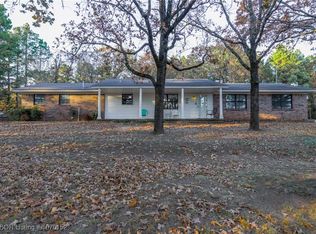 22384 Mount Pleasant Rd, Howe, OK 74940