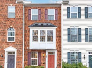 322 Rolling Valley Dr, Fredericksburg, VA 22405