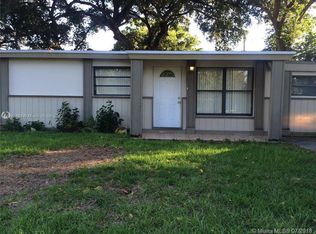 5736 Freedom St, Hollywood, FL 33021