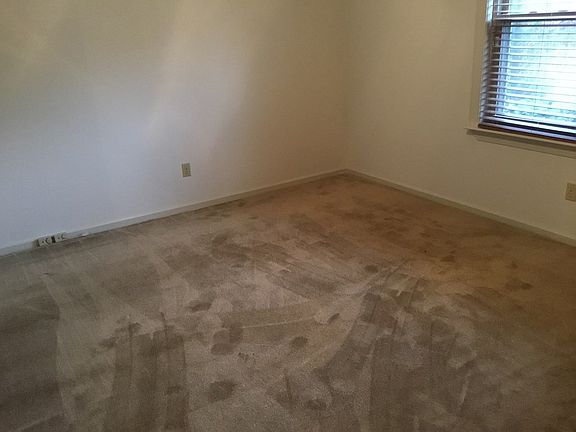 5th image of 2358 Basswood Dr