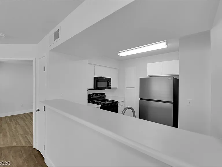 8101 W Flamingo Rd #1096 — Photo 3
