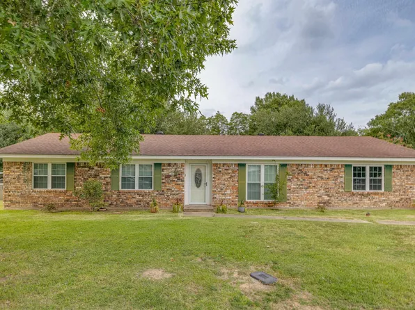 33 Fair Oaks Dr, Monroe, LA 71203