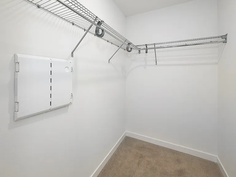 8549 Midvale Ave N #B — Photo 18