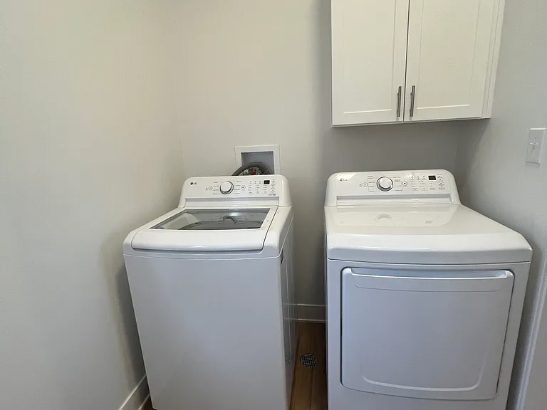 Full Size Washer / Dryer