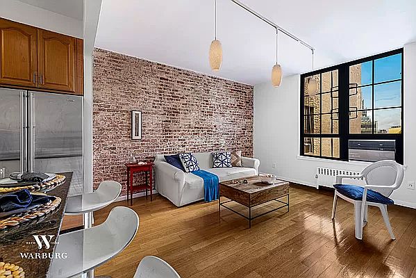 1st image of 720 Greenwich St APT 6O