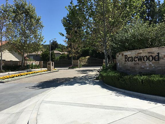 Braewood gated community, security patrol, two gates with video cameras