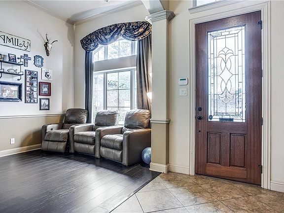 4th image of 2628 Sandcherry Dr