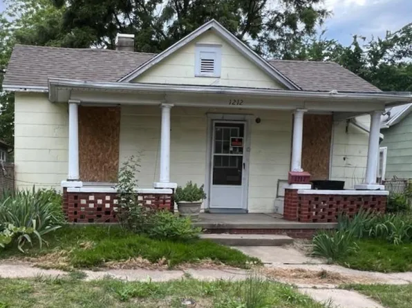 1212 S 23rd St, Saint Joseph, MO 64507