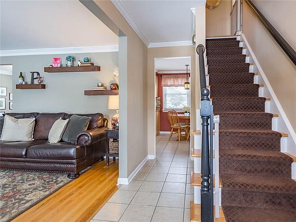 5th image of 133 Clearview Dr
