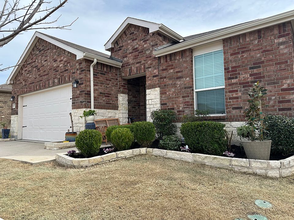 2nd image of 1736 Trace Dr