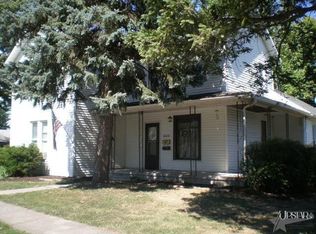 320 N Mulberry St, Churubusco, IN 46723