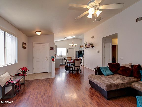 3rd image of 6031 S Galiuro Dr