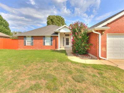 279 Woodlands Dr, Harrah, OK, 73045