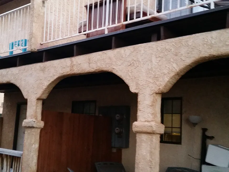 Back yard, patio, balcony