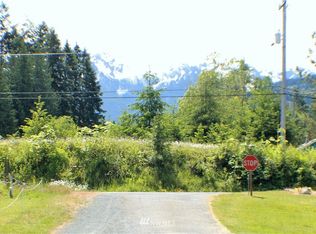 9999 S Cedar Mill Rd, Pt Angeles, WA 98362