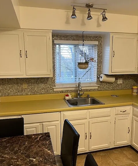 825 Summit Chase Dr — Photo 4