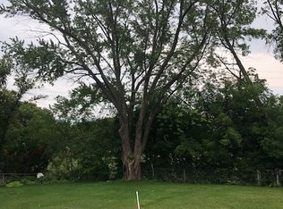 1871 Hazel Ct, Green Bay, WI 54303