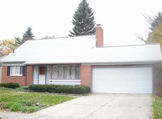 1701 Autumn Ln, Lansing, MI 48912