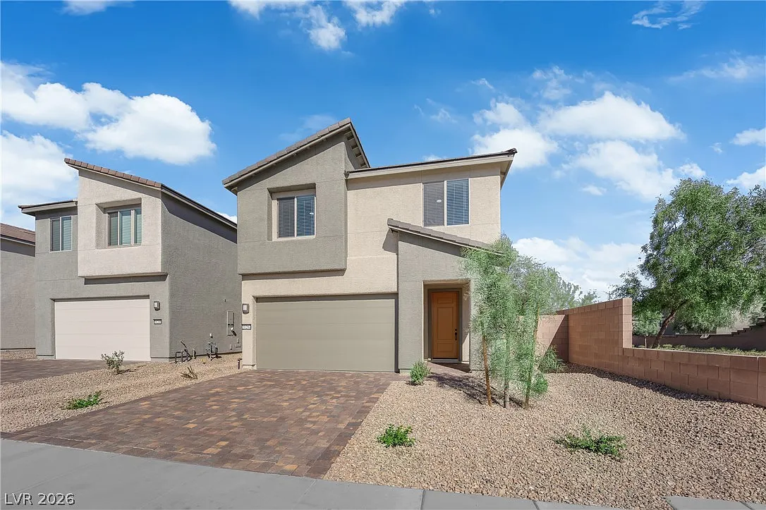 4 bed, 2.5 bath, 2274 sqft, $2,600 — Photo 3