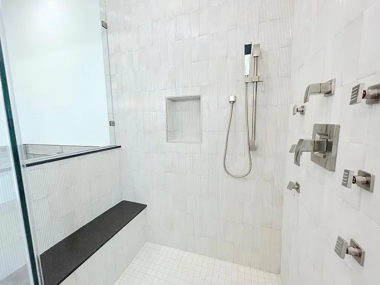 2122 Blalock Rd #A — Photo 21