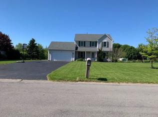 1318 Akers Mill Rise, Webster, NY 14580