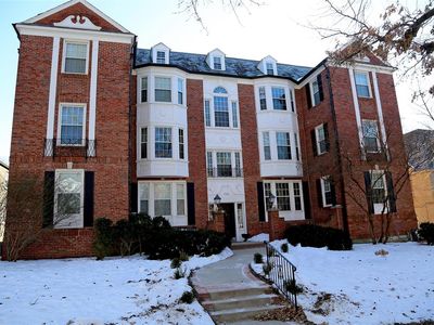 7520 Oxford Dr APT 3E, Saint Louis, MO, 63105