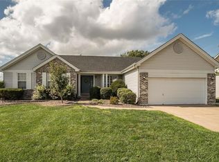 1465 Prospect Lakes Dr, Wentzville, MO 63385