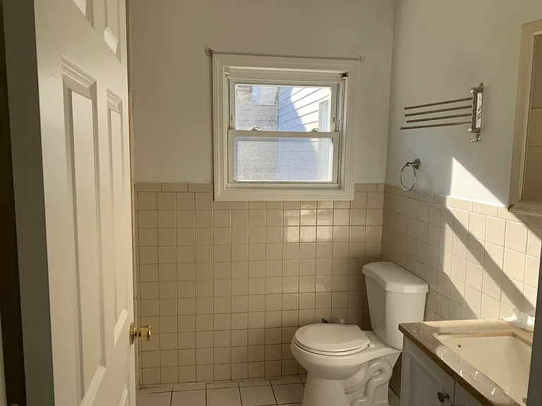 174 Jencks St #3 — Photo 10