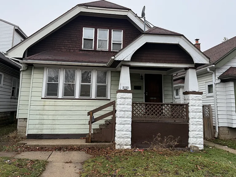 3733 N Vel R Phillips Ave — Photo 1