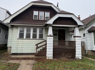 3733 N Vel R Phillips Ave, Milwaukee, WI 53212