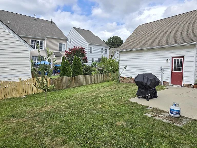 4804 Coachmans Landing Ct — Photo 53