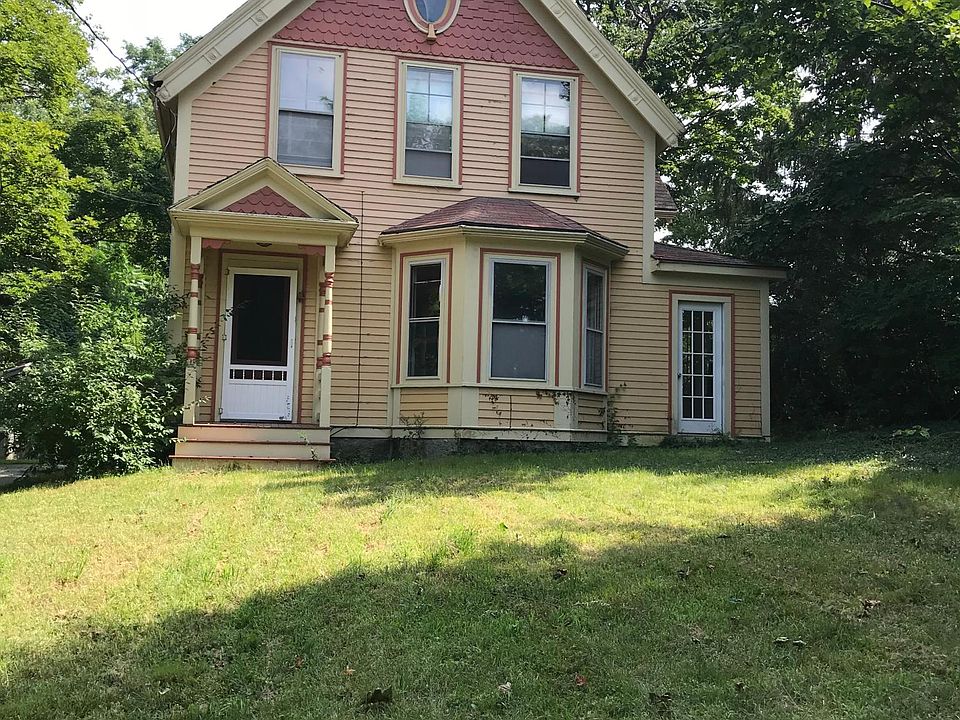 Front 1097A Washington St