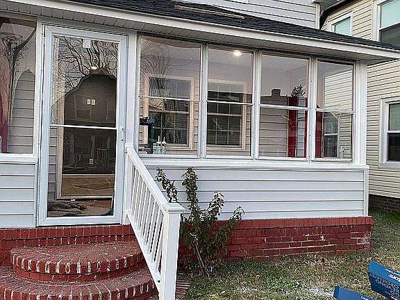 5th image of 51 Hobson St