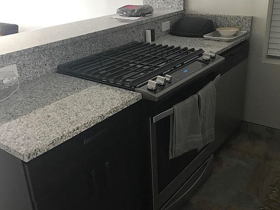 3rd image of 908 N Western Ave APT 2F