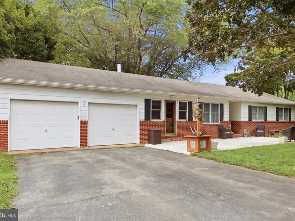 1453 E Denneys Rd, Dover, DE 19901